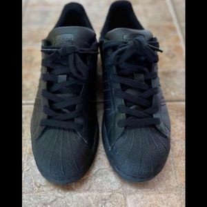 NWOT Boys Adidas all star shoes, size 5.5Y